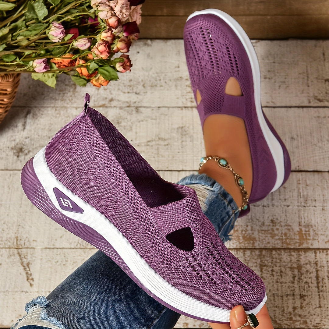 RelaxFit Sneakers