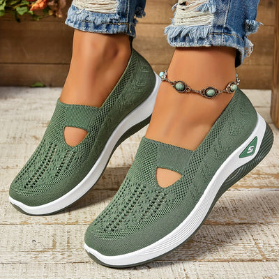 RelaxFit Sneakers